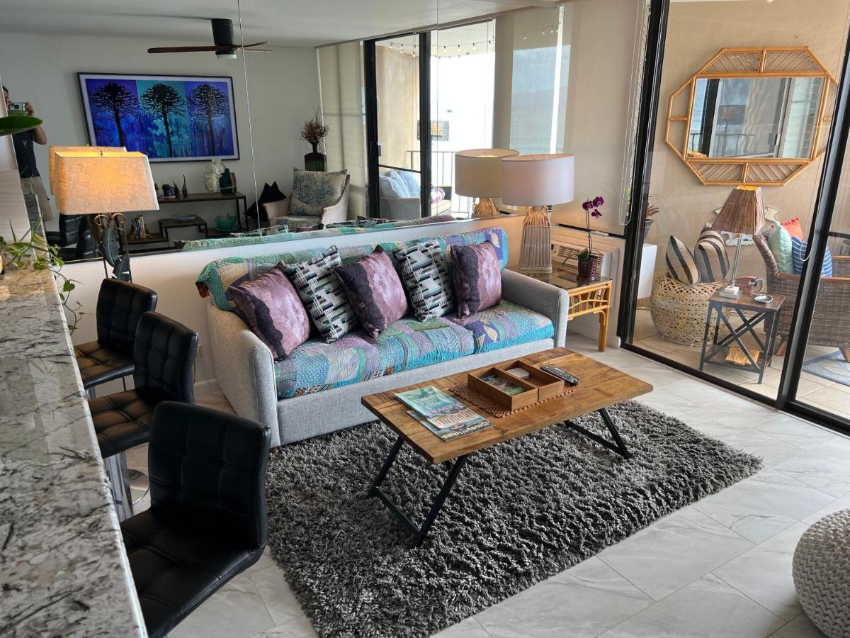 Place Is Different!! Award Winning! Oceanfront, View View! *
